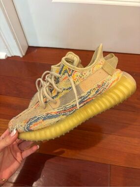 Adidas Yeezy Boost 350 V2 in Oat